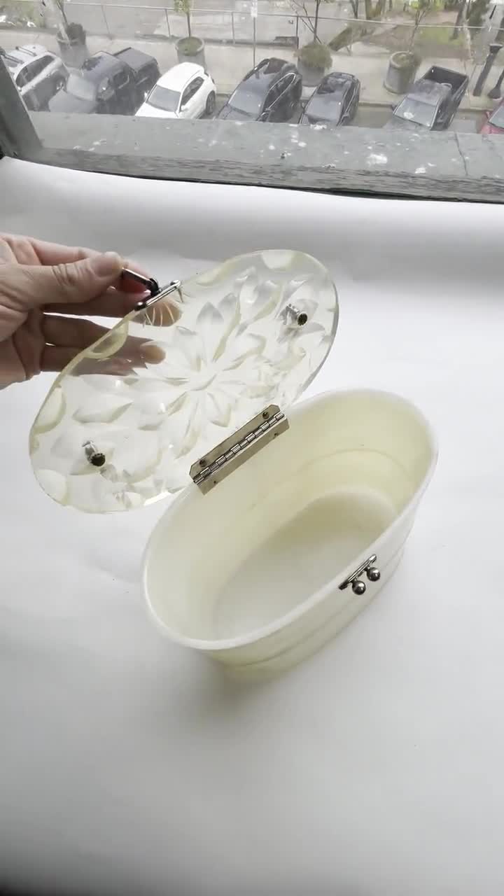 1950s White Lucite Handbag | 50s Creme Lucite Oval Shape
