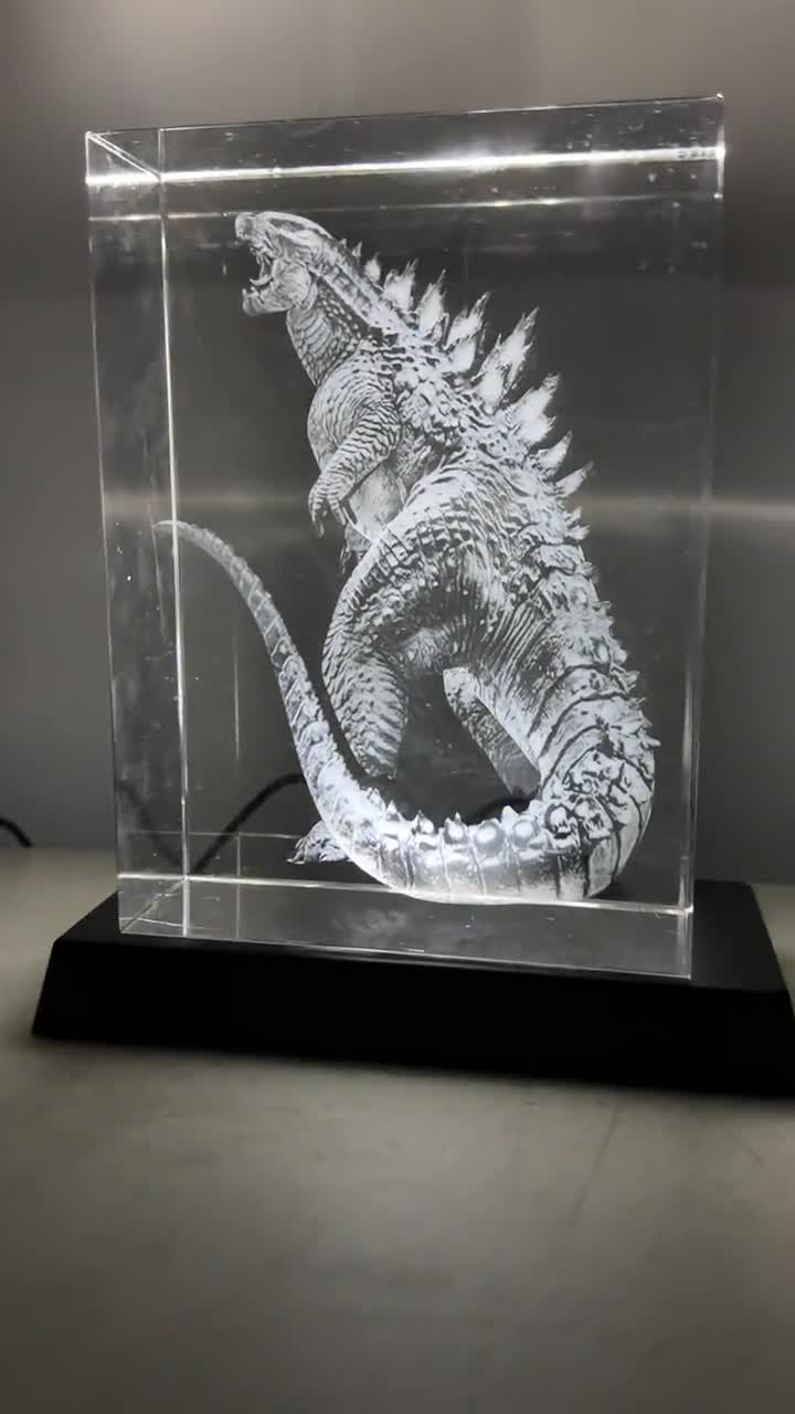 GODZILLA ゴジラ　ユニバーサルスタジオ限定　ディスプレイ照明　クリスタル Custom Made - 3D Godzilla LED Laser Engraved Color Changing