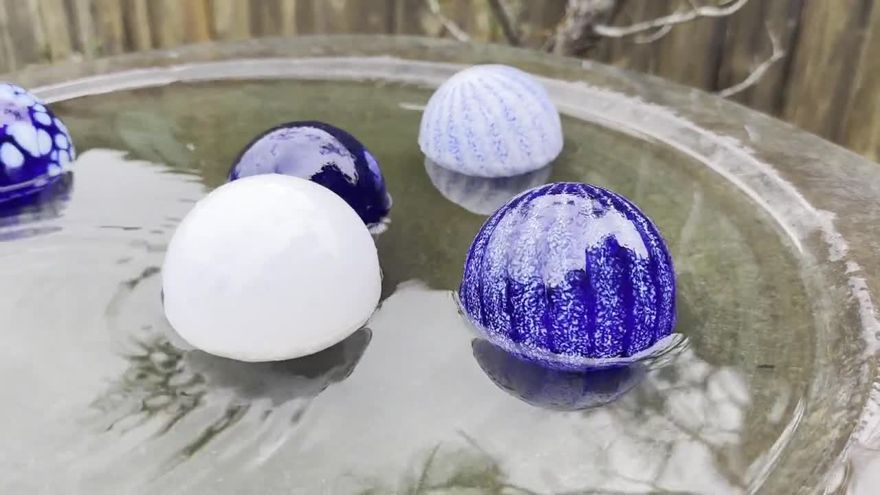 Cobalt Blue and White Floats, Set of 5 Blown Glass Balls, 2.75 Garden Pond  Spheres Nautical Coastal Indoor Outdoor Decor, Avalon Glassworks -   Finland