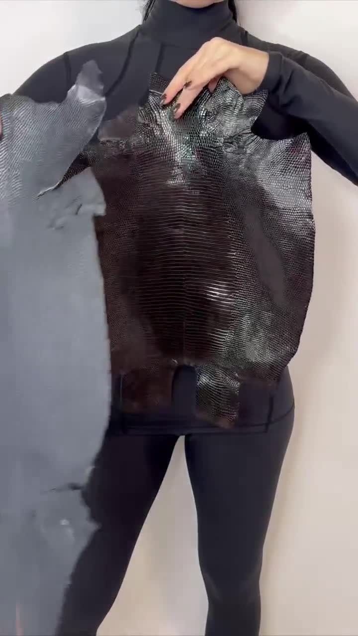 Piel de iguana coñac, azul oscuro, gris. Piel de iguana auténtica, lagarto iguana premium negro. Envío desde EE. UU. video poster