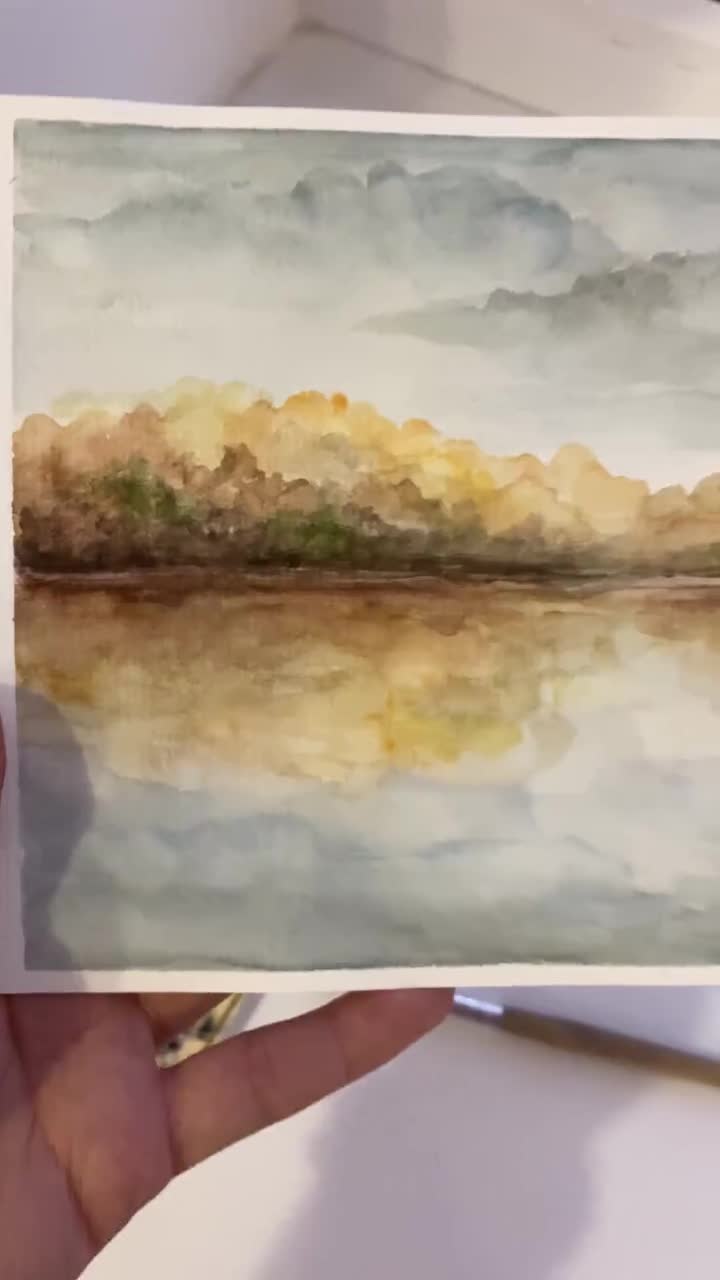 霧の湖の水彩画：オリジナルの秋の風景画（8 x 6インチ） - Etsy 日本