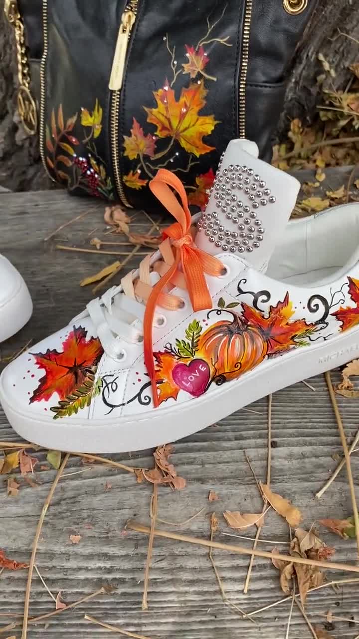 AVAILABLE ! Michael Kors Thanksgiving / Halloween/ Pumpkin