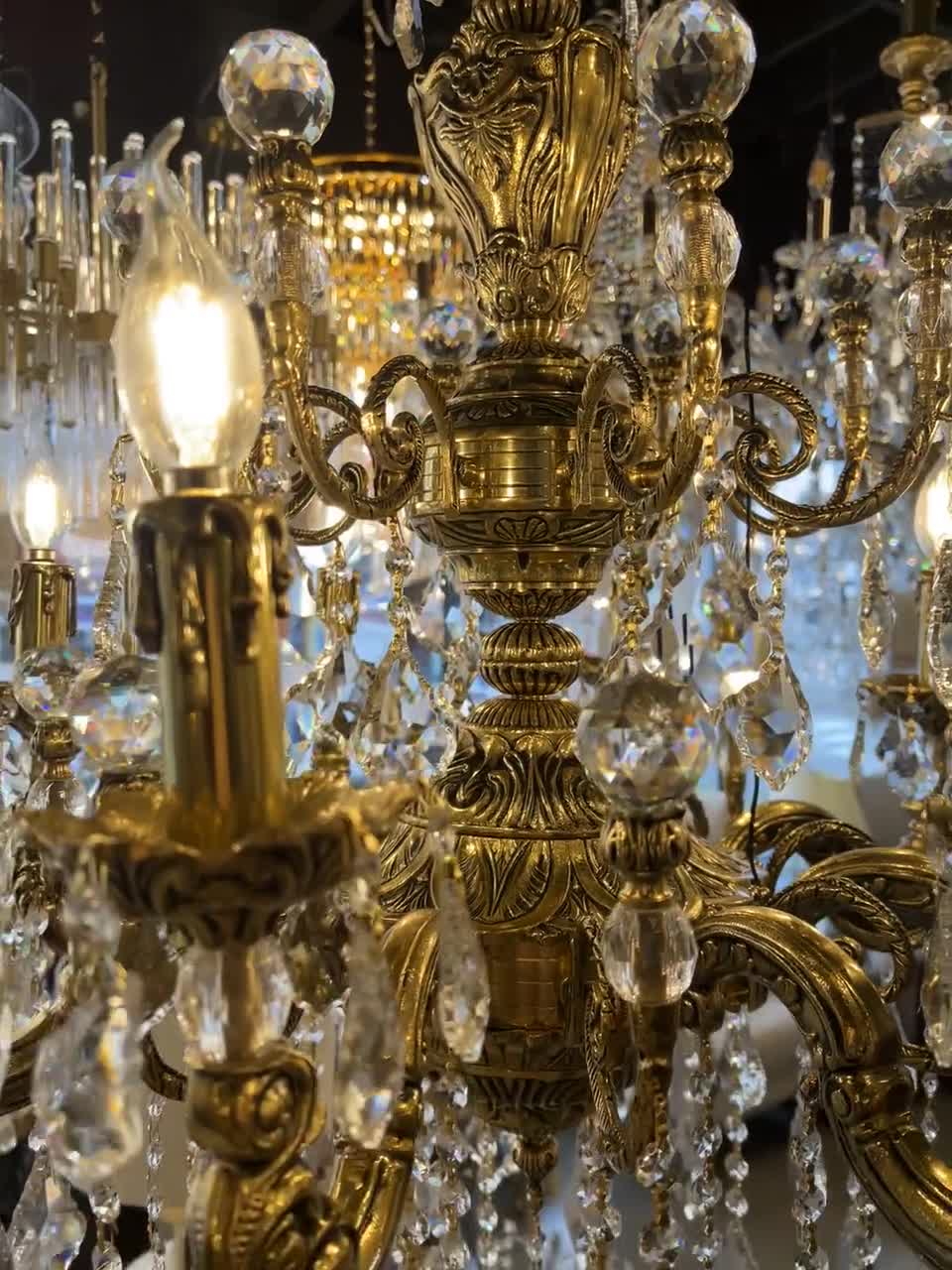 Brass Bronze Antique Classic Crystal Chandelier 8 Light CC85048