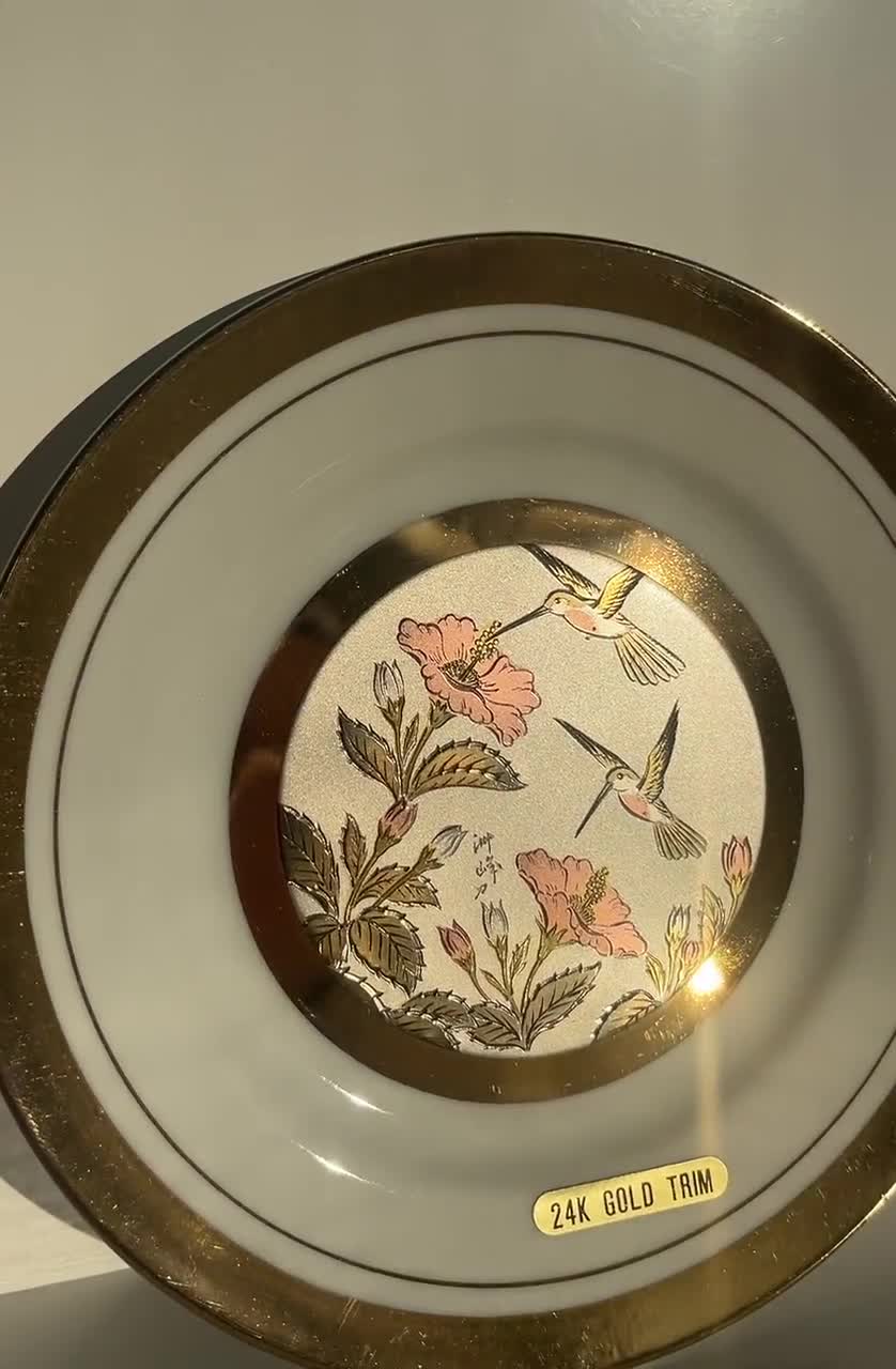 ヴィンテージ彫金の芸術 24KT 装飾皿、24Kゴールドリム、エッチング
