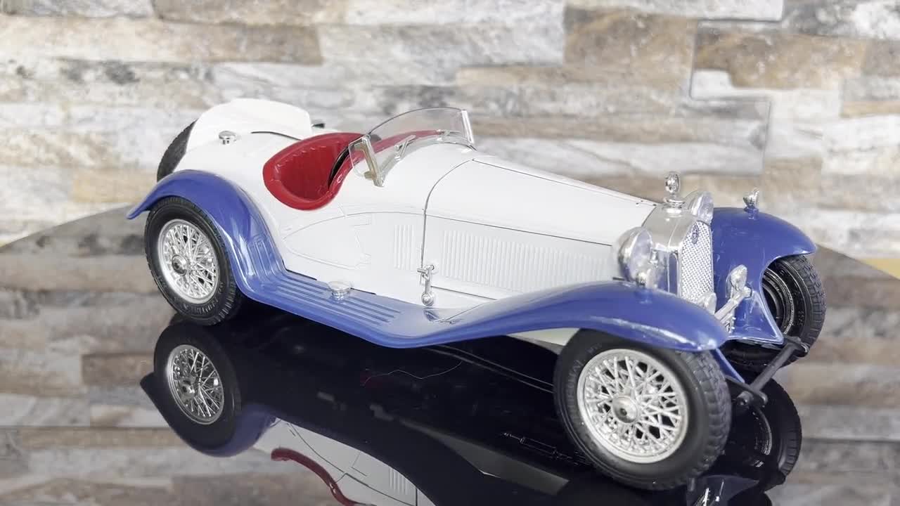 Alfa Romeo 2300 Spider 1932, Vintage Model Car, 1/18 Diecast