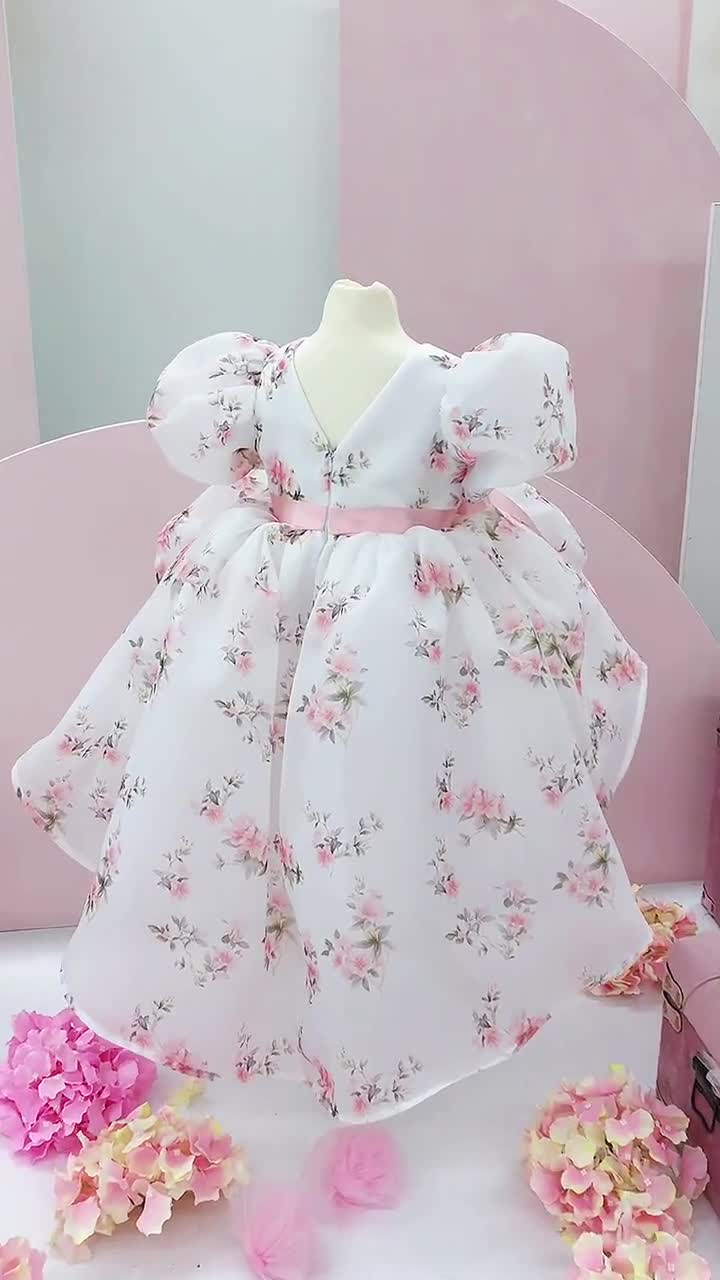 Organza store baby frocks