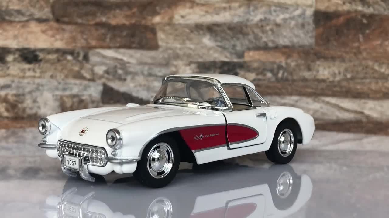 1957 chevrolet corvette hotsell model car