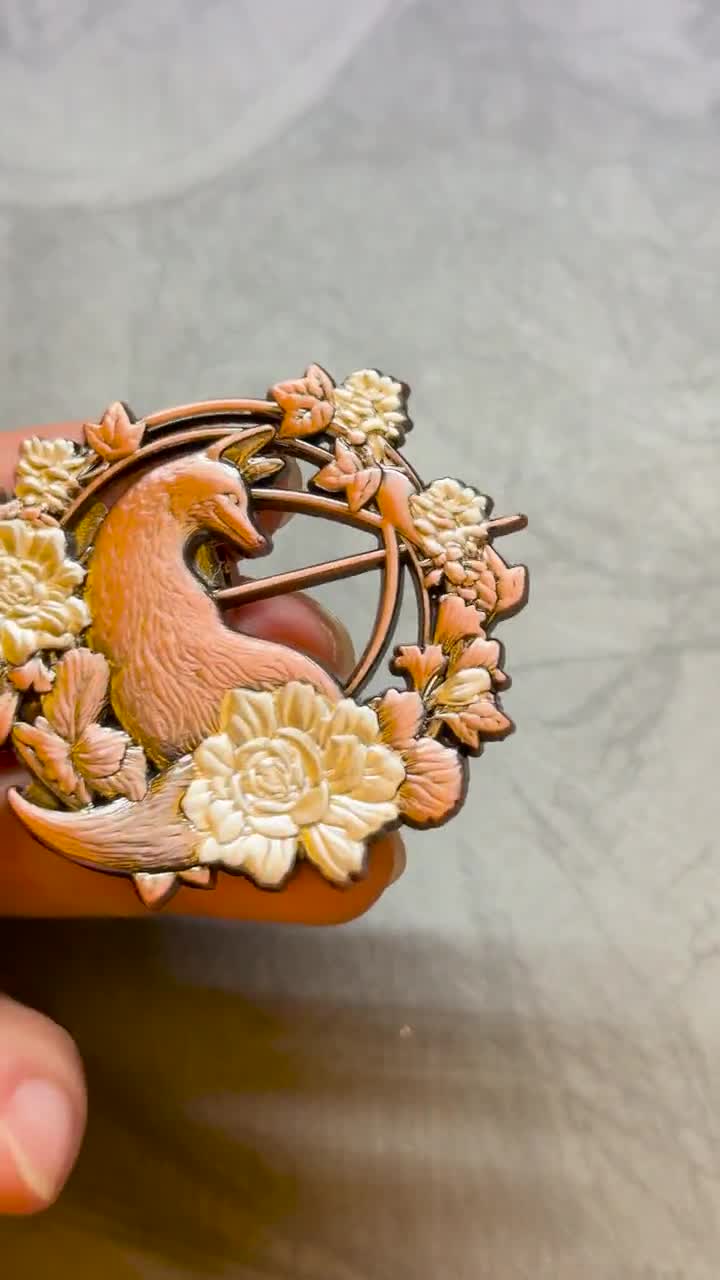 Silent Hill Hinako Fox Enamel Brooch Metal Pin, Silent Hill Game