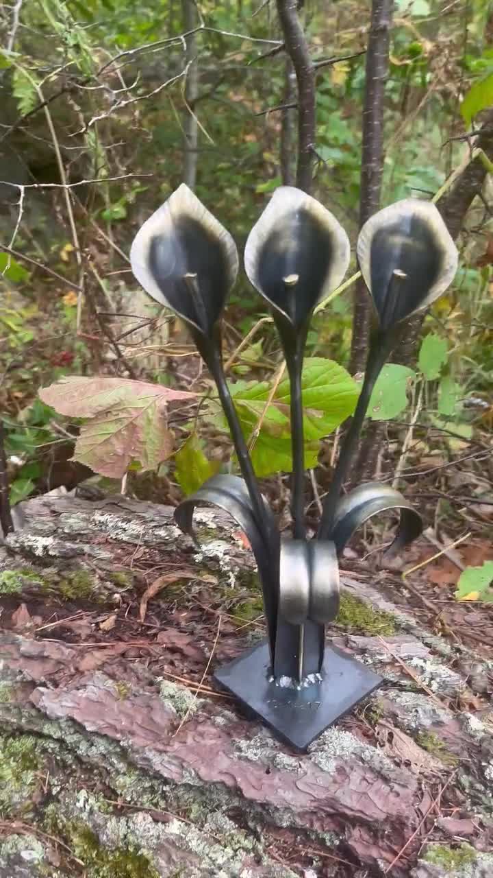 Hand Forged Calla selling Lily Iron METAL Sculpture Brutalist Lilies Art Nouveau FLOWER