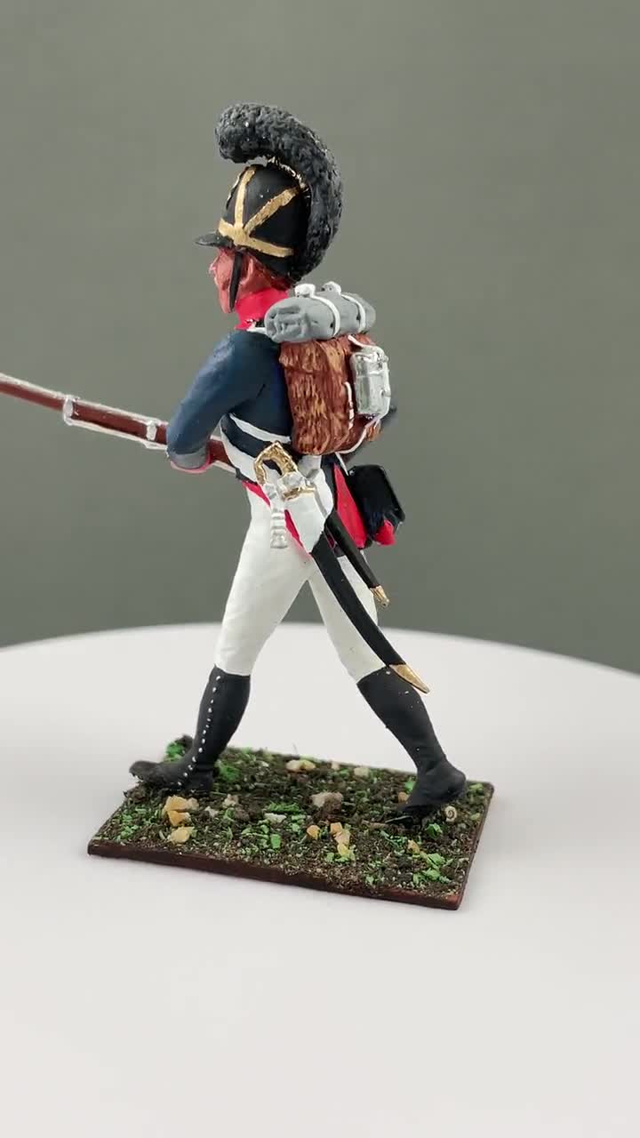 Rare collection of 10 porcelain Napoleonic military figurines - Chez Pluie