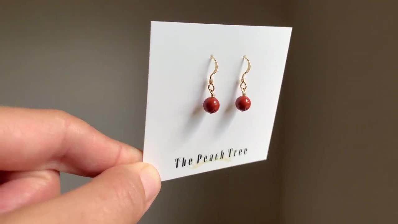 Boucles Pierre Jaspe rouge : Acheter les plus belles boucles d'oreilles pas  chères de la nouvelle collection