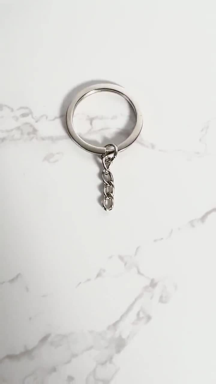 Wholesale 1000 Pcs 30mm Flat Key Chain Rings With Attached Chain Perfect  for Crafts Silver 