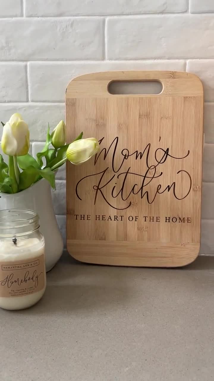 Moms Kitchen Personalized Board - Chic Makings