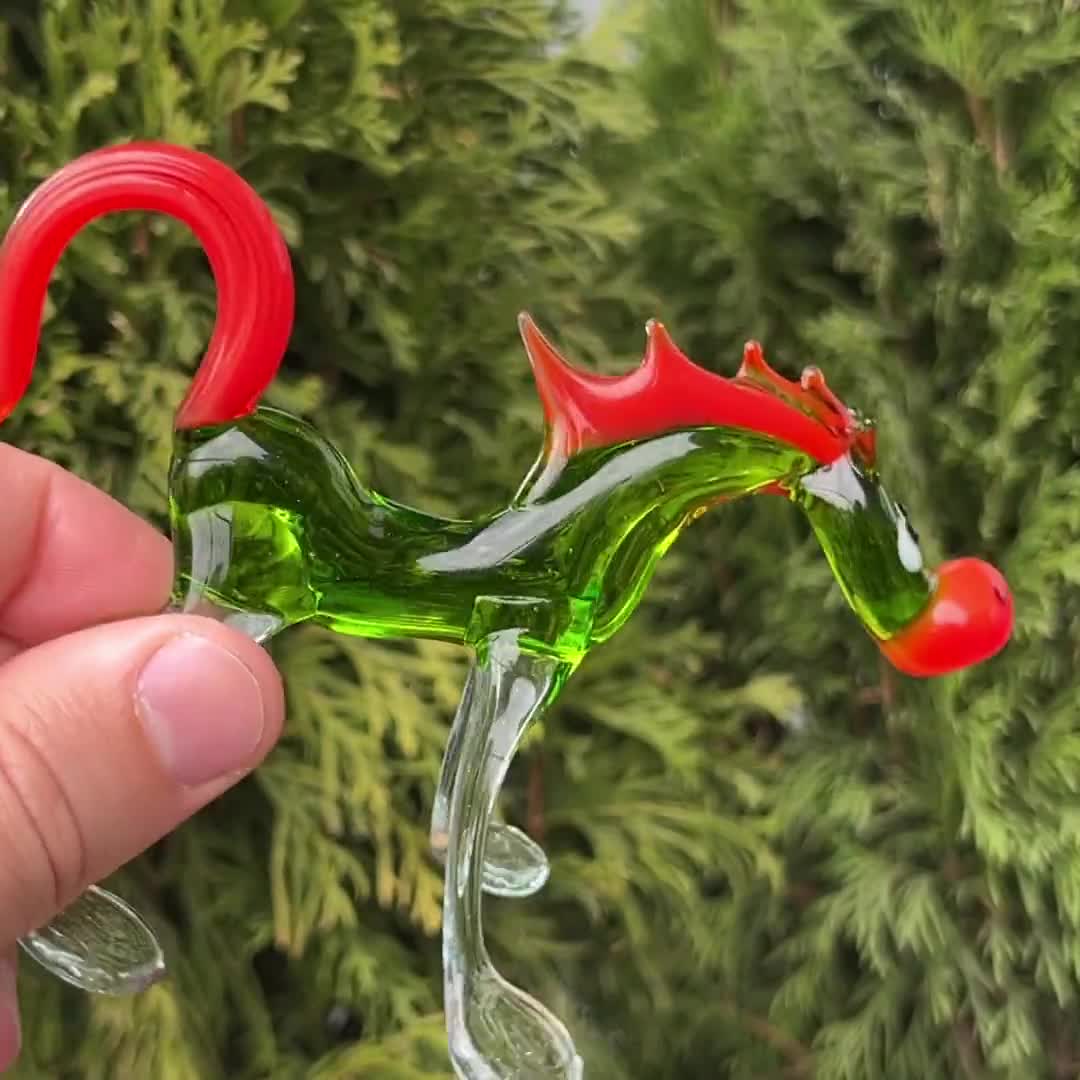 グリーンガラスの馬の置物 - ムラーノスタイルのコレクター向け動物