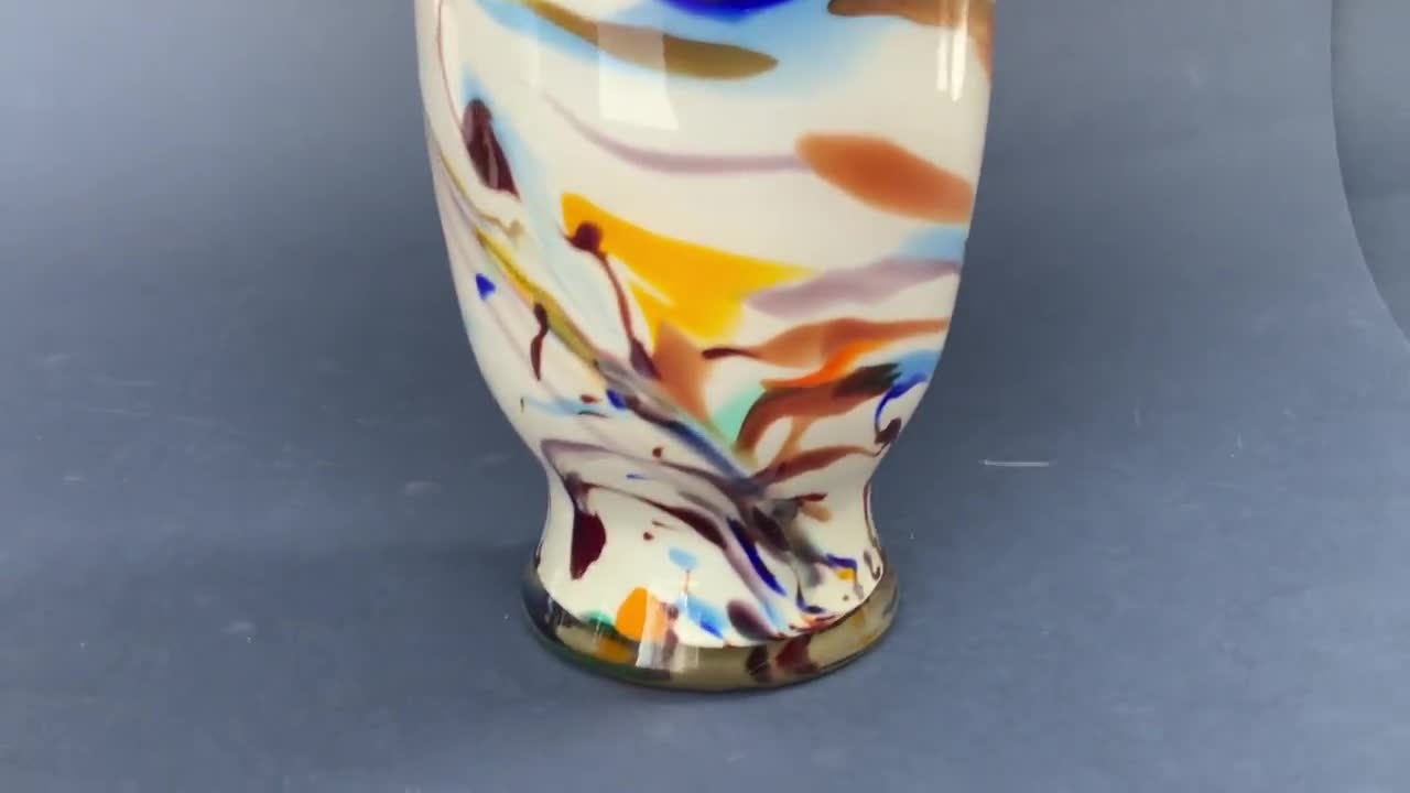 手吹きマルチカラーガラス花瓶：ヴィンテージソ連装飾（8.2インチ