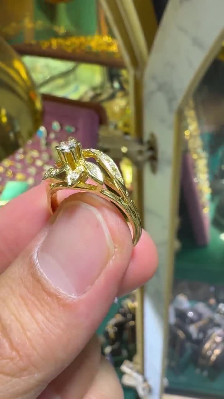 ヴィンテージ ゴールド エメラルド ダイヤモンド リング 18k