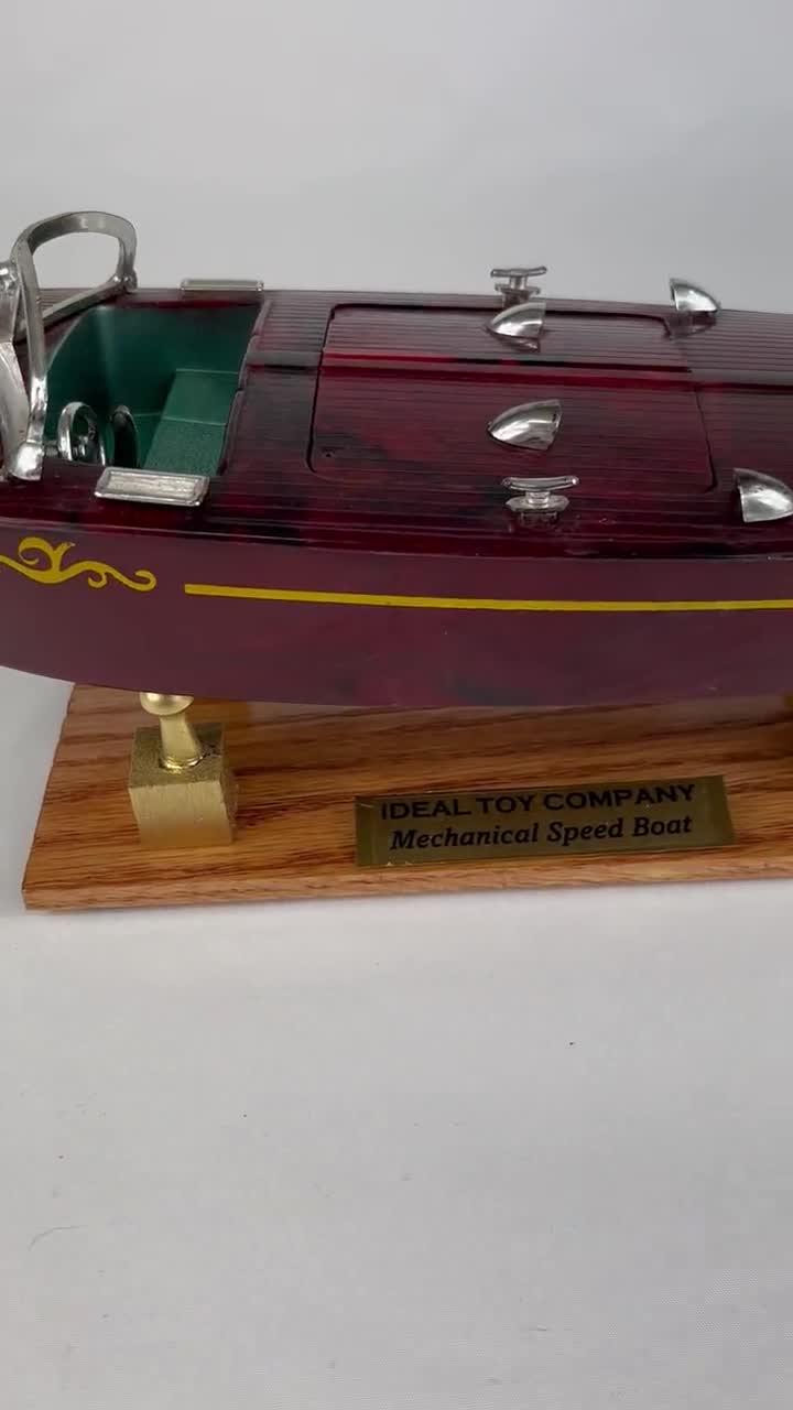 Vintage Olson Radio Co Outboard Boat Toy Motor, Model Boats