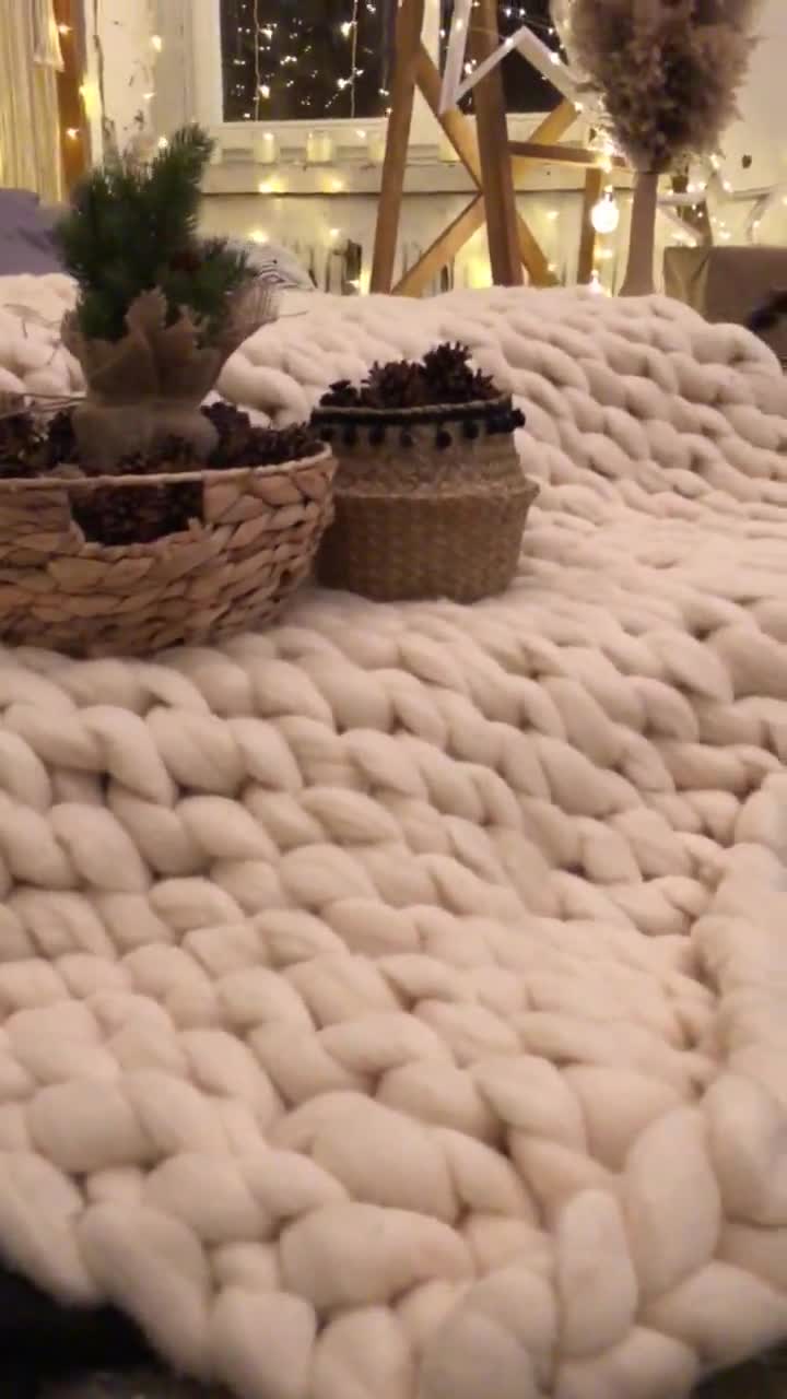 VAURAS Arm Knitting Yarn for Chunky Braided Knot Throw Blanket DIY, Soft  Extra Cotton Washable Tube