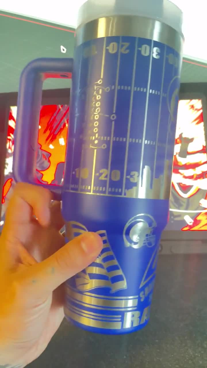1 Envoltura de Vaso de Equipo de Fútbol Americano Universitario SVG y Archivo Láser - Diseños de Envoltura Completa para 30oz/40oz - LightBurn video poster