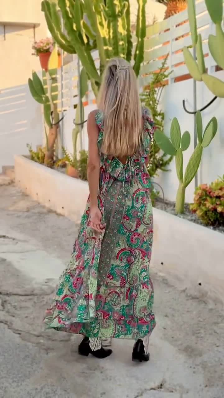 paisley printed boho ruffle maxi dress product info and reviews Sundance Floral Paisley Maxi Dress - S Size - Women's Dresses main image 0