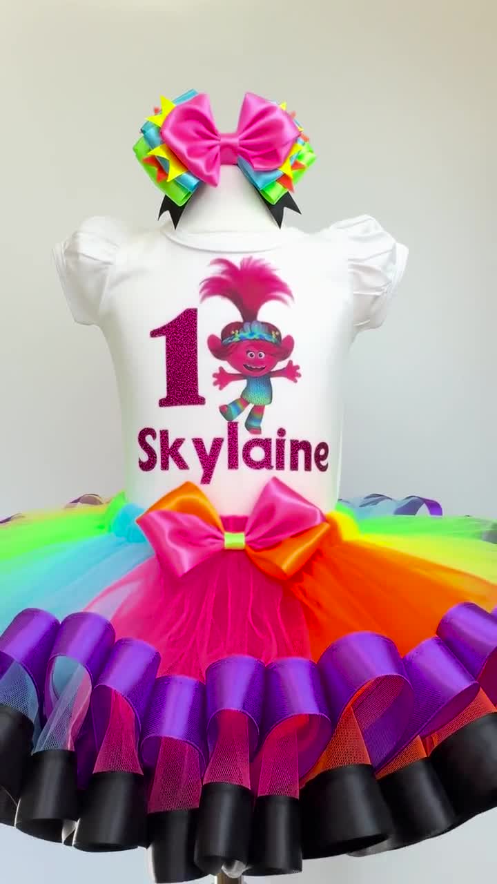 trolls birthday dress Poppy Trolls First Outfit Baby Girls Poppy Birthday Outfit-Trolls Princess Tutu Set-Rainbow Party 1st Bday Costume And Buttons all the way abito da sposa in pizzo e tulle Cup:10 Its the perfect way