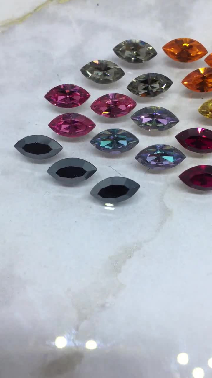 Vintage Swarovski 10/5mm Navette Crystal Stone, Article # 300