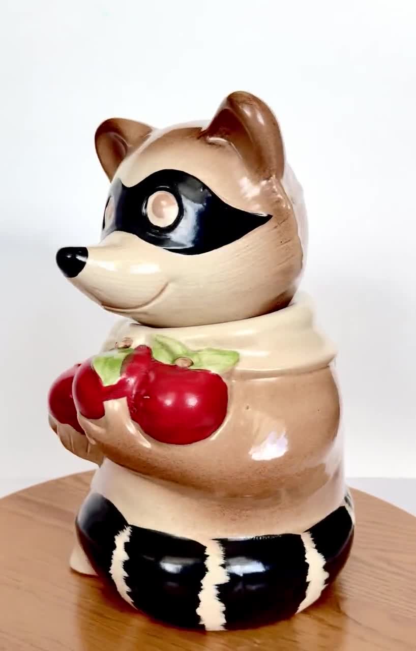 Vintage Metlox Racoon Bandit Cookie Jar | Made in Poppytrail