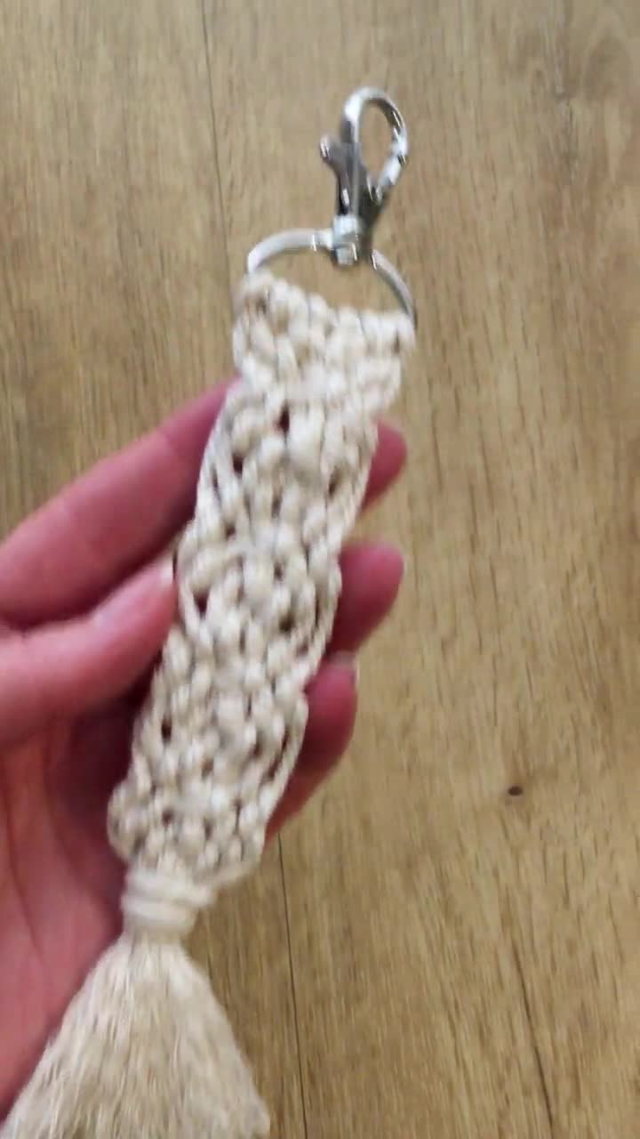 Macrame Keychain Carabiner - Etsy