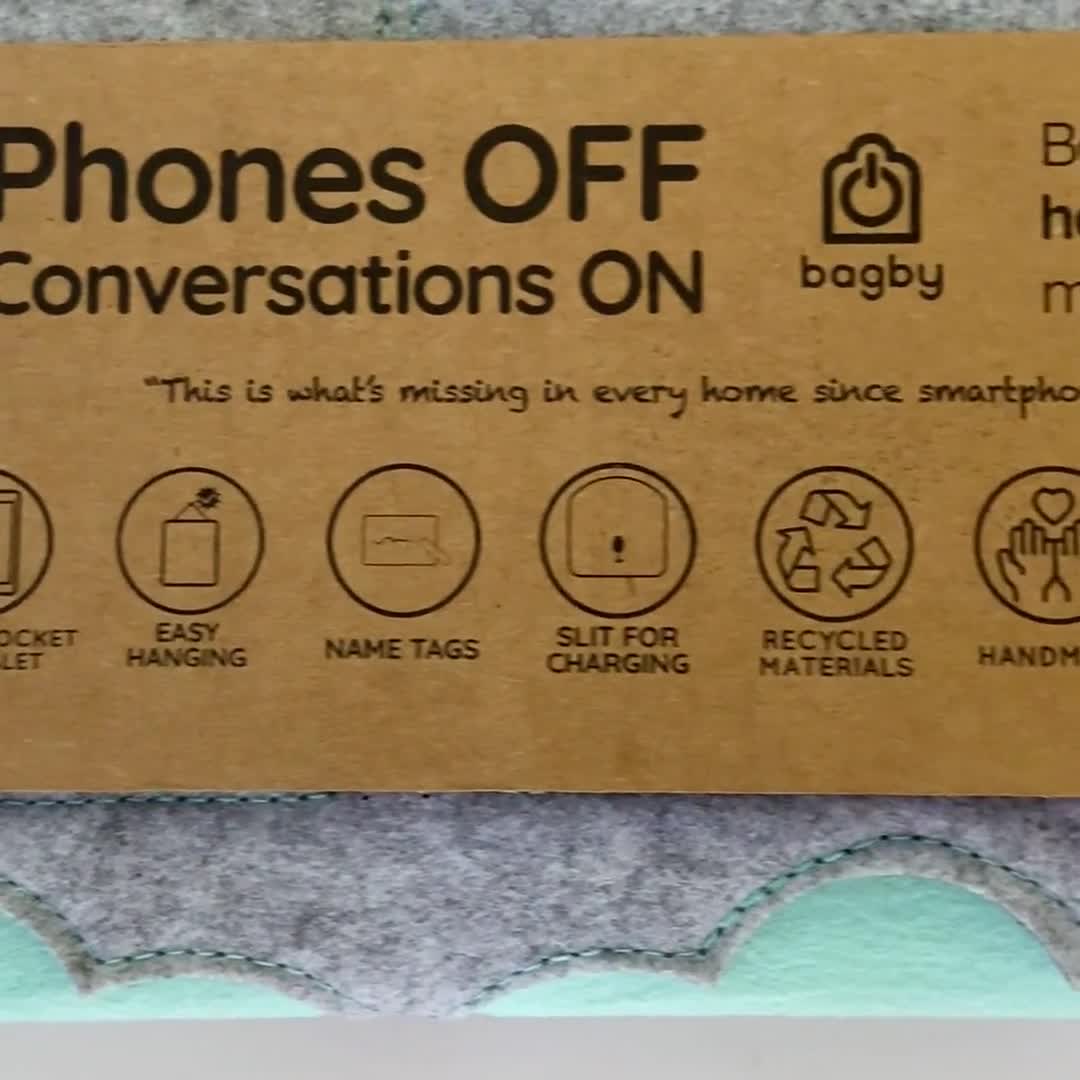 Organizer voor meerdere apparaten voor telefoons en tablets, verkort de schermtijd, voor gezinnen zonder stekker. Family Mindful Gift, docking laadstation video poster