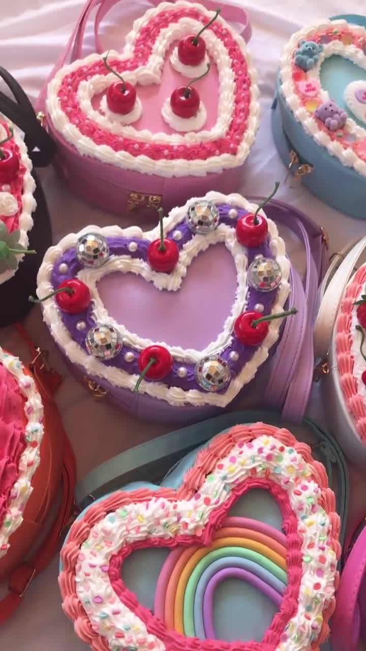 lv #purse #cake. 100% edible. #fyp #cakedecorating #clevelandbaker #b... |  TikTok