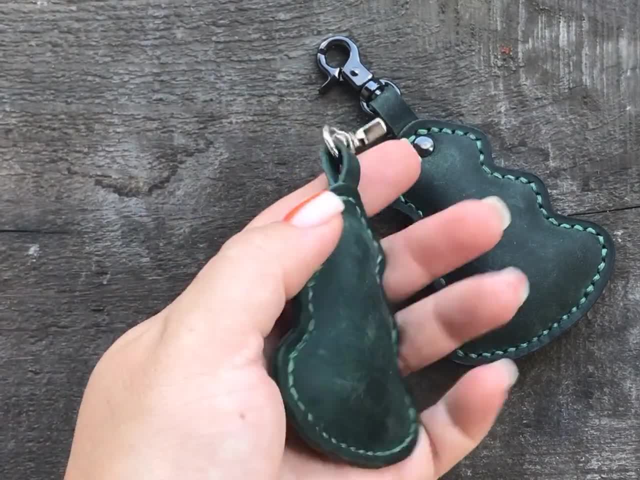 Christmas Tree Leather Keychain Handmade Genuine Leather -  Australia