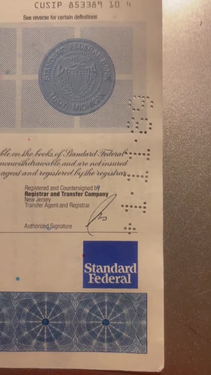 Certificado de acciones antiguo del Standard Federal Bank – Detroit / Troy, Michigan, década de 1980 video poster