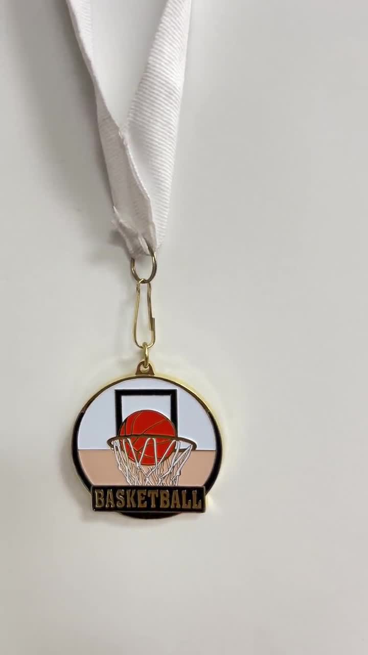Ancienne Médaille Pendentif Basket Ball - Métal Argenté - Années 1930 - Bon état