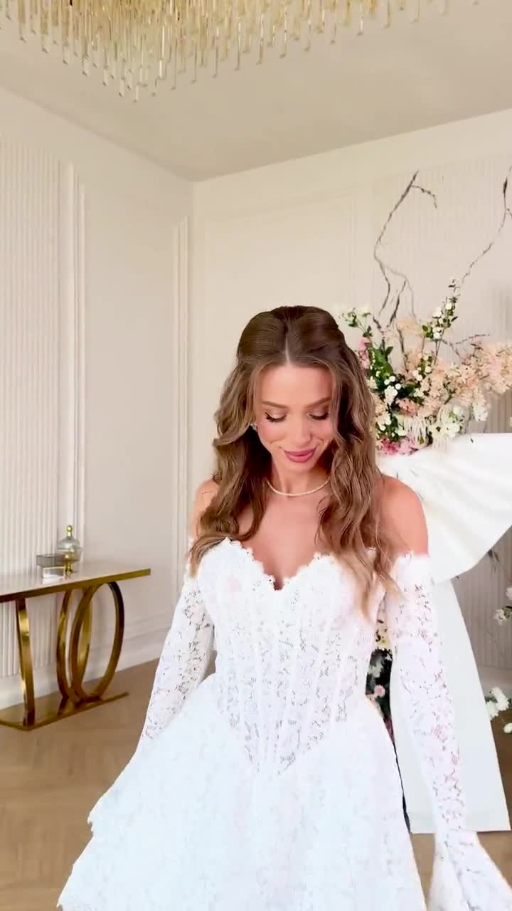 Second look mini wedding dress: Short rehearsal bridal gown BERTA with long  sleeves, lace-up back
