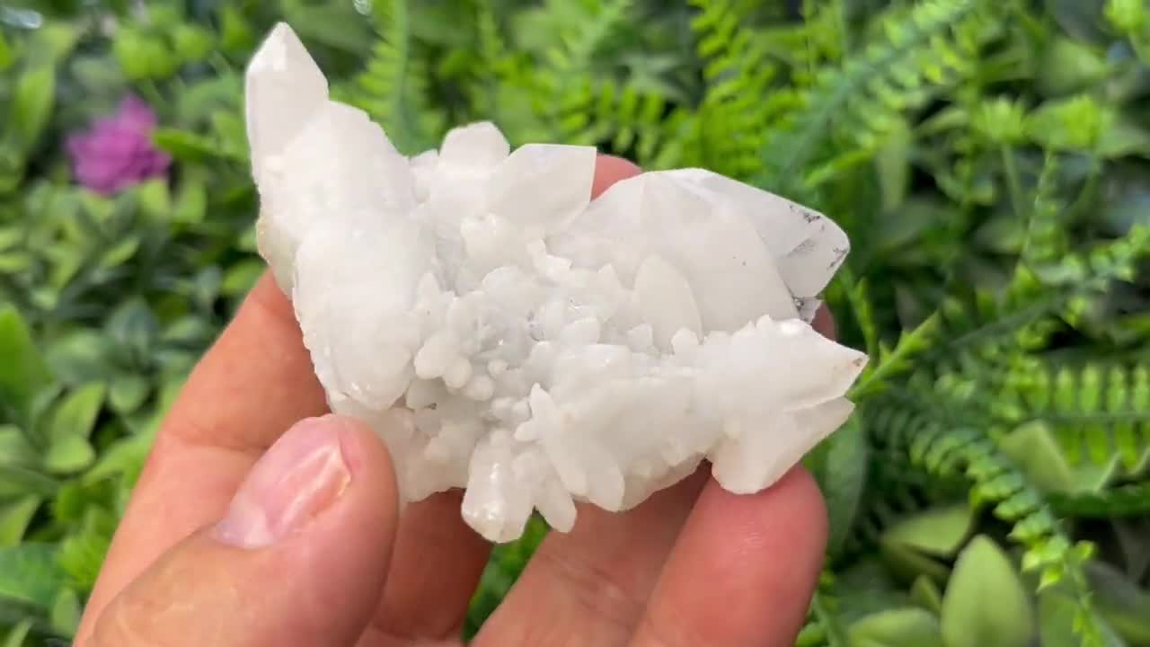 クォーツ（ダブルターミネーション）マダンブルガリア天然水晶鉱物標本