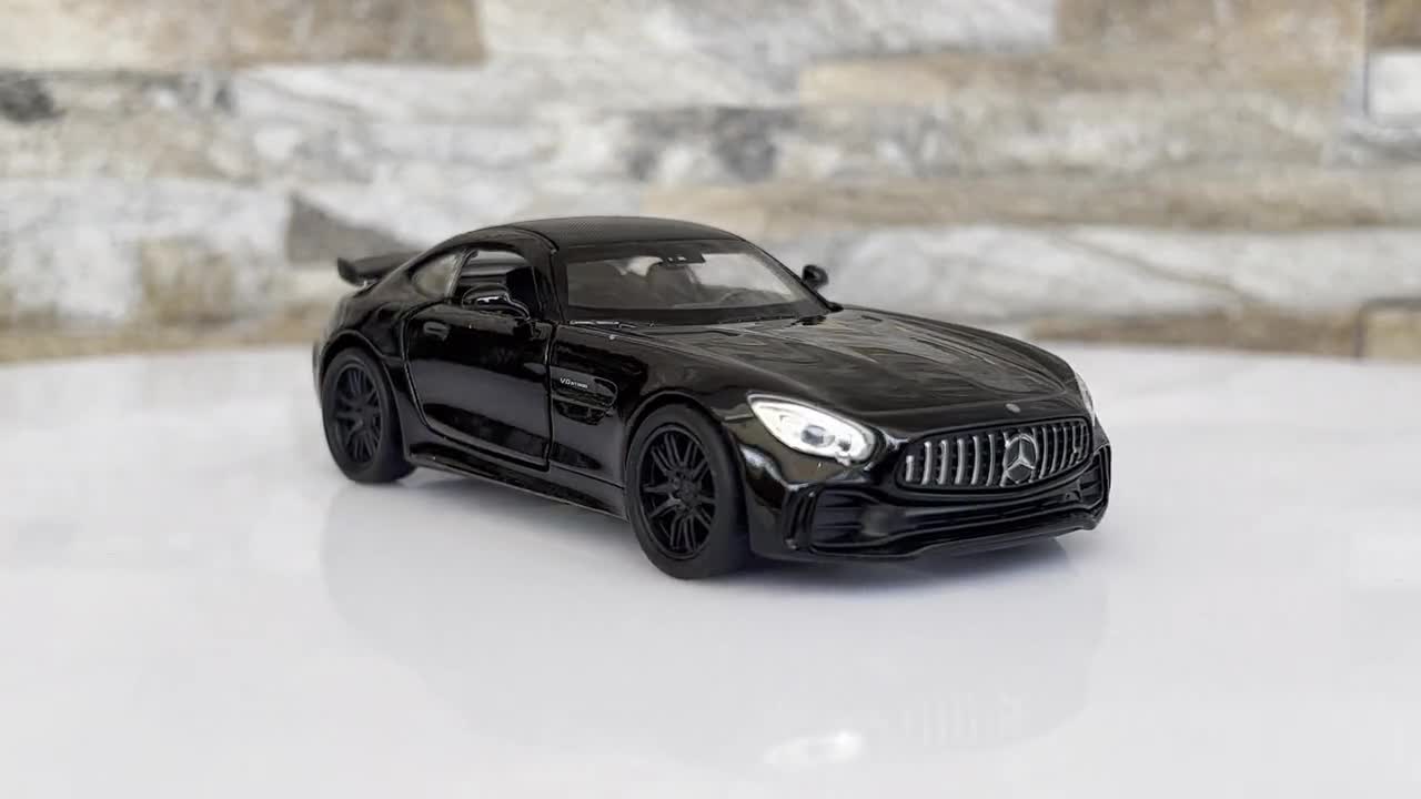 Voiture Miniature Mercedes AMG GT (1:32)