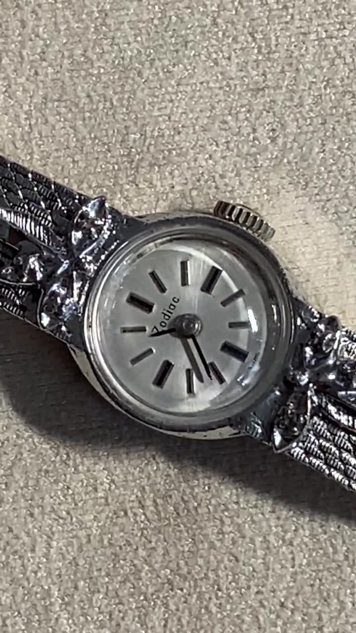 Zodiac Vintage Watch 1950's Hand Wind Swiss Made 17 Jewels 