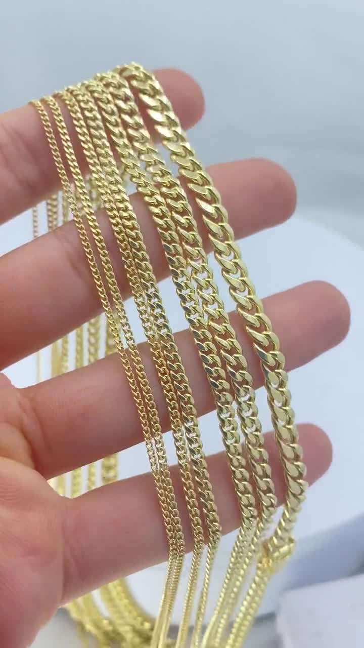 Made in Italy 3.5mm Cuban Curb Chain Necklace in 10K Semi-Solid Gold - 20
