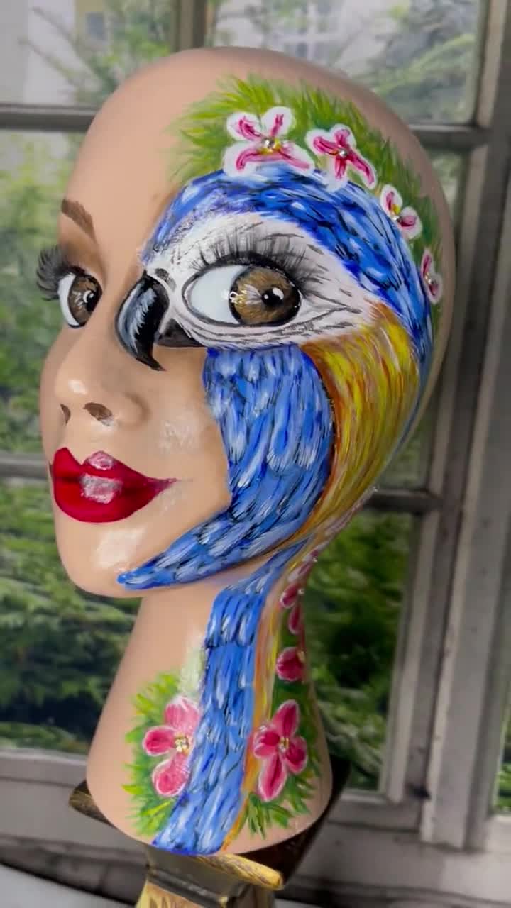 Styrofoam Mannequin Head, Parrot Theme, Parrot Centerpiece, Tropical Theme,  Mannequin Wreath Attachment 