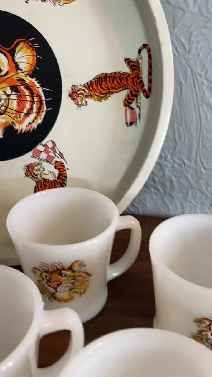 1950-60's Exxon Tiger Milk Glass Coffee Mug Set With Serving Tray