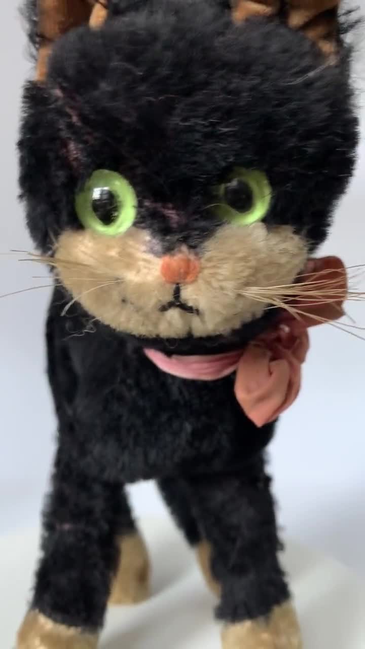 シュコ　ヴィンテージ　黒猫　ぬいぐるみ　Schuco シュコ ヴィンテージ 白黒猫 ぬいぐるみ 車輪付き Schuco - メルカリ