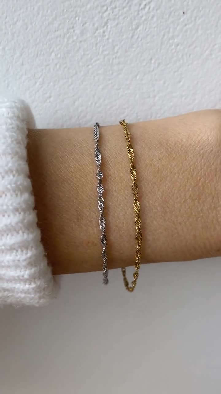 Minimalist Bracelet. Dainty Chain Bracelet. Gold/silver Chain Bracelet.  Singapore Twist Bracelet. Layering Bracelet. -  Hong Kong