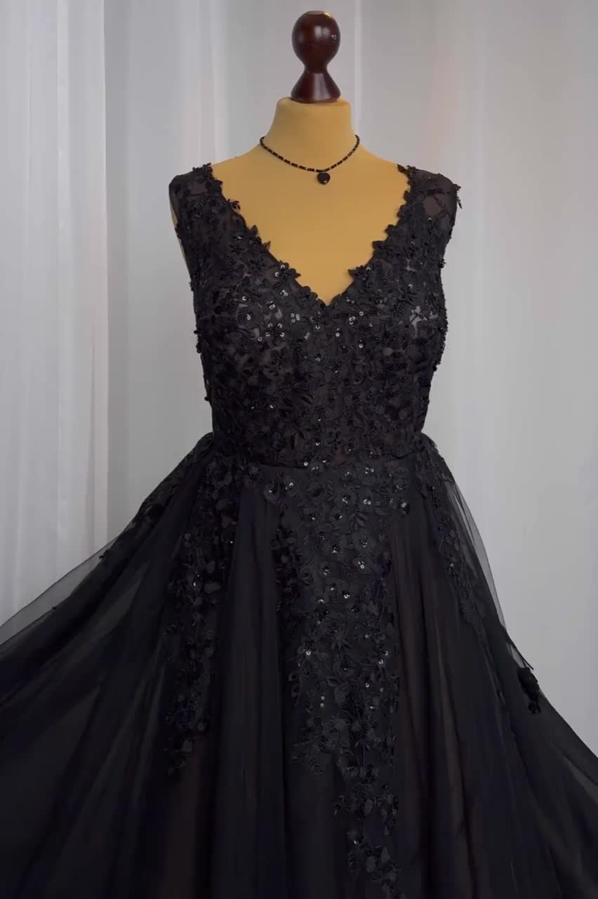 green emerald velvet dress Amazon.com: Women's Elegant Cocktail Dress Floor Length Ball Gown Long  Sleeve Bodycon Evening Dress with Gloves Split Formal Dress Wedding Guest  Dresses for Women 2024 Vintage Black : Clothing, Shoes & Jewelry