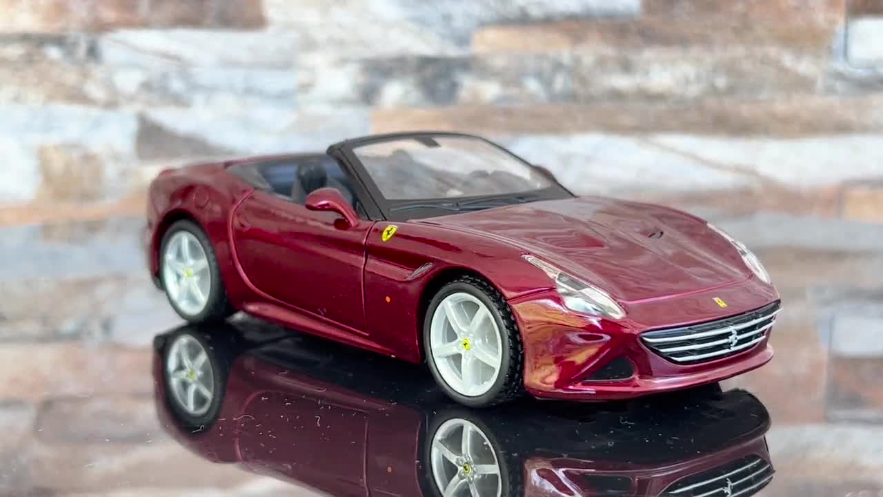Ferrari California T , 1/32 Diecast Car, 1/32 Scale Model Car