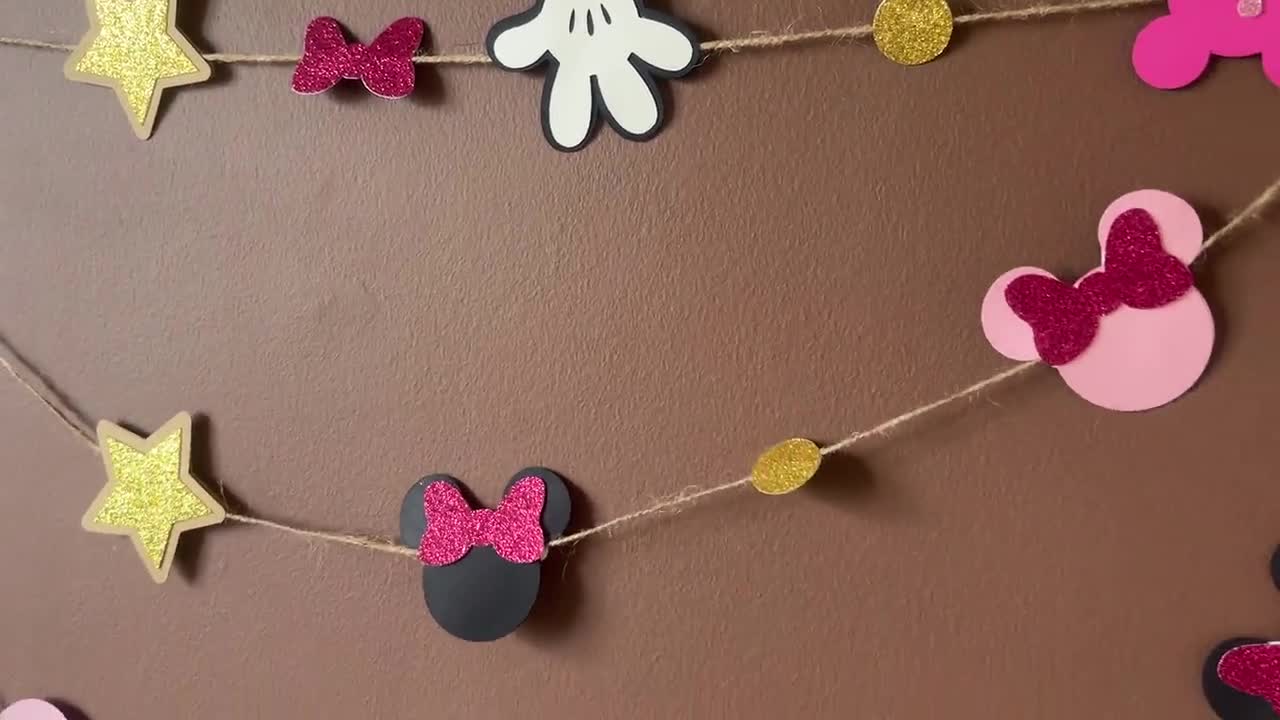 Guirnalda de papel de Minnie Mouse para cumpleaños, baby shower o decoración infantil / Banner de Minnie rosa y dorado / Decoración de fiesta hecha a mano de 80 cm video poster