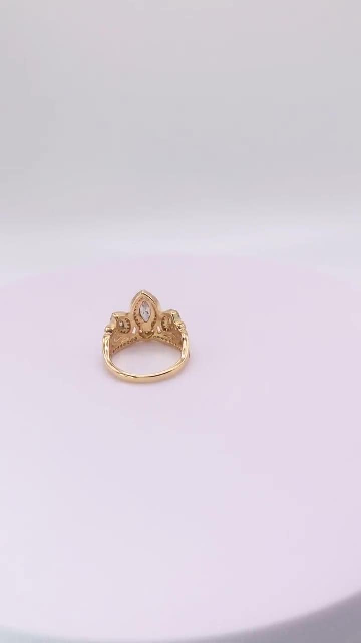 Charmed Aroma - Make every day feel likes a fairytale. This ring represents  the character 'Jasmine'. Do you hope to find this princess crown ring in  your candle? 💗 The Princess Crown