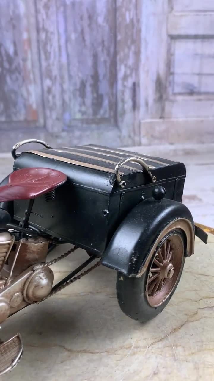 Modello Moto Retrò In Metallo Boerni - Decorazione Desktop 20x11x8cm Per Appassionati Di Moto - Foto 4