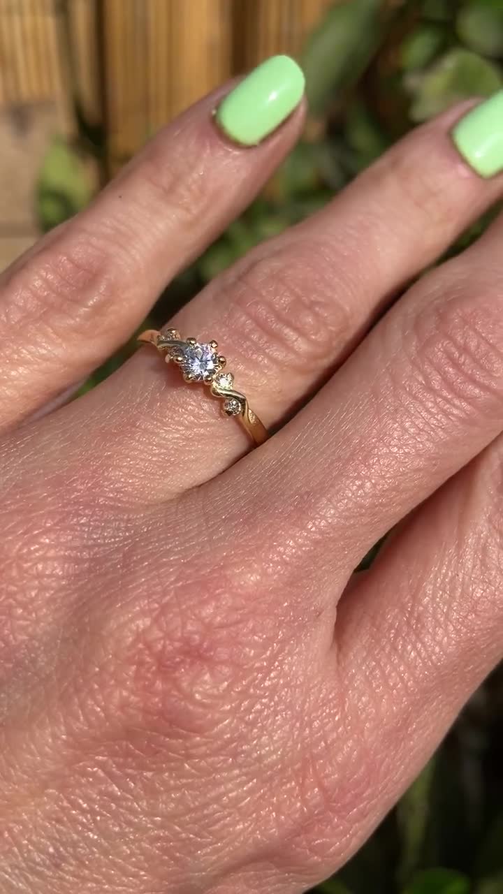 Clear Quartz Ring - April Birthstone - Prong Ring - Gold Ring - Gemstone  Ring - Birthstone Ring - Delicate Ring - Tiny Ring - Dainty Ring