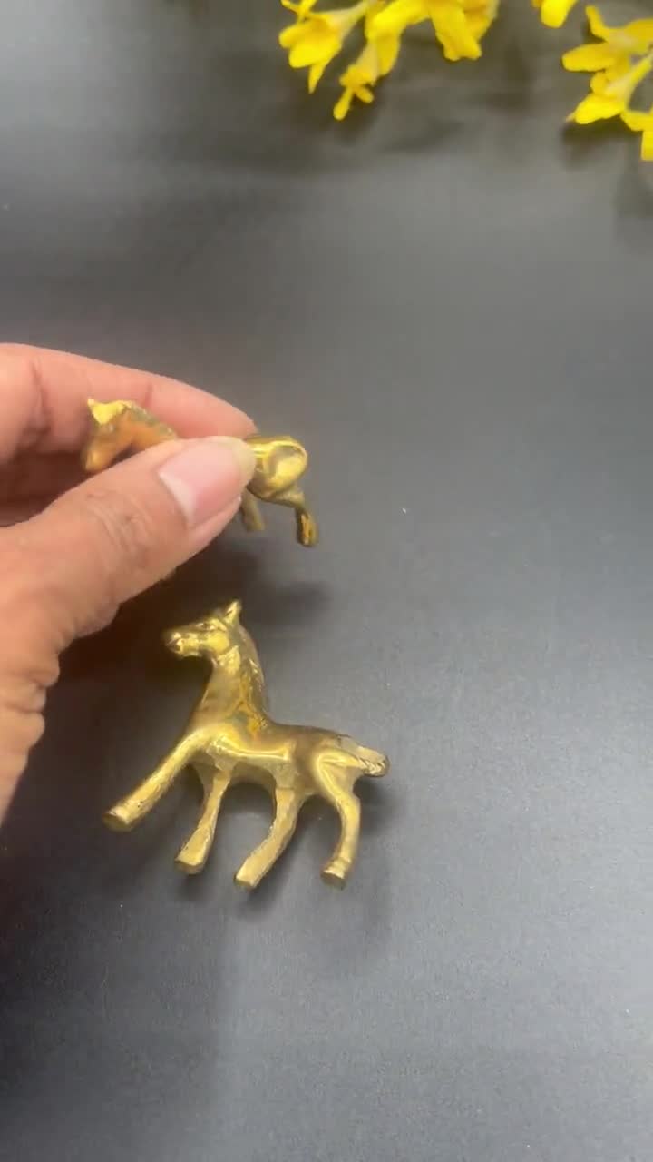 ヴィンテージの真鍮製馬の置物 – 2個セット、インドで手作り - Etsy 日本