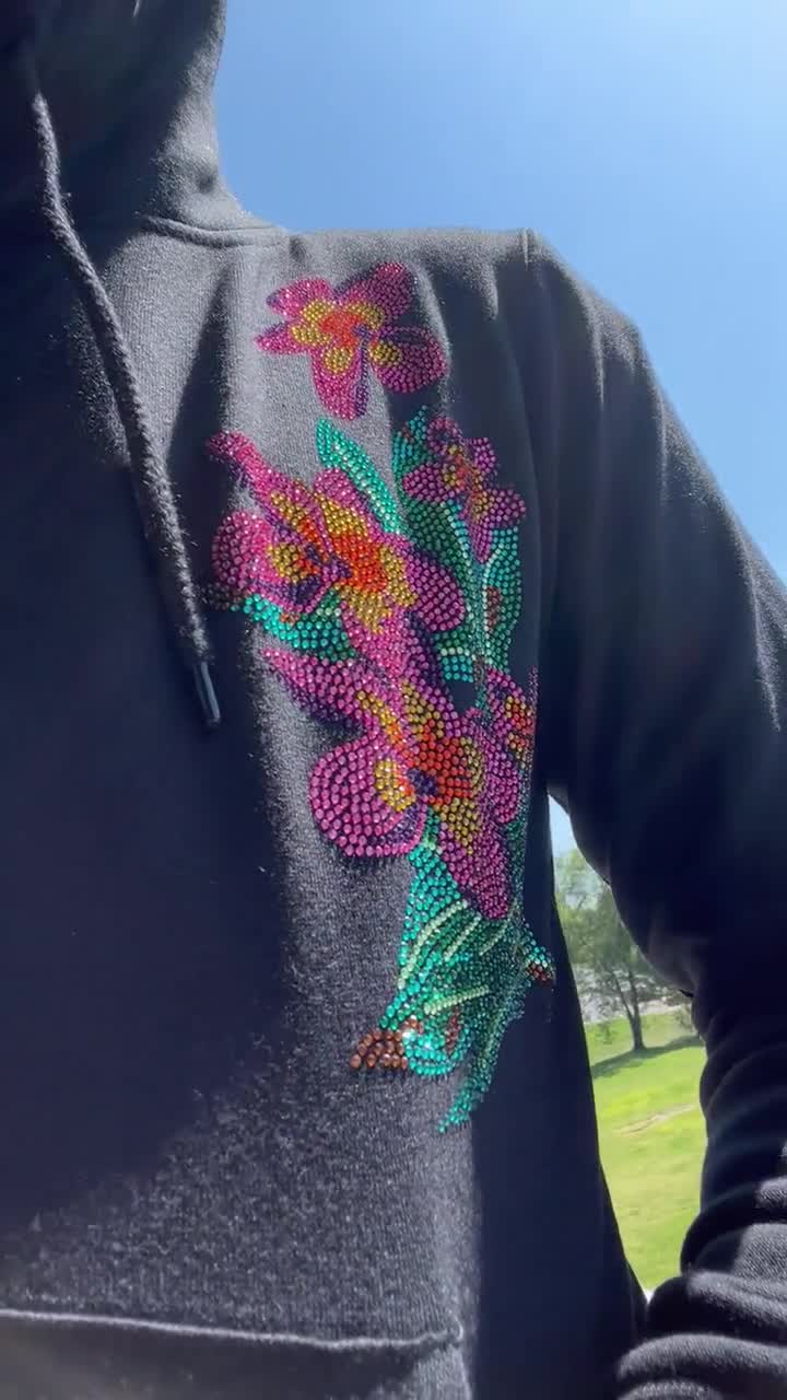ジャケット・アウター Embroidery Flower Beads Hoodie Hibiscus Flower Embroidered Hoodie . No String BOXY Fit